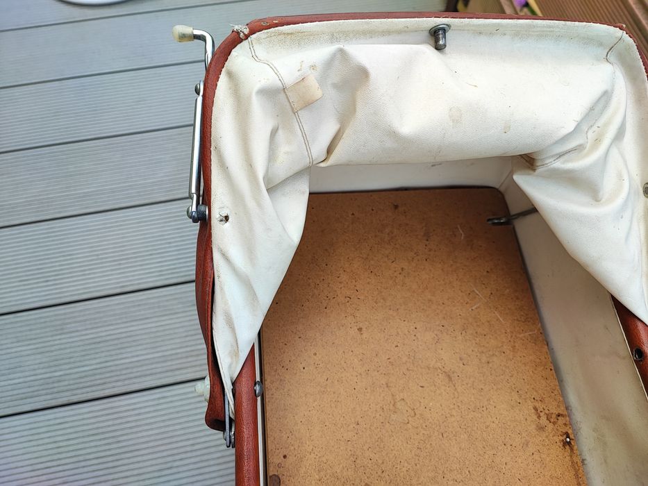 Stary wózek dla lalek PRL