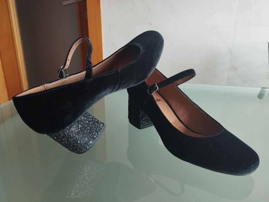 Sapatos veludo La Strada tam.37 usados 1 vez