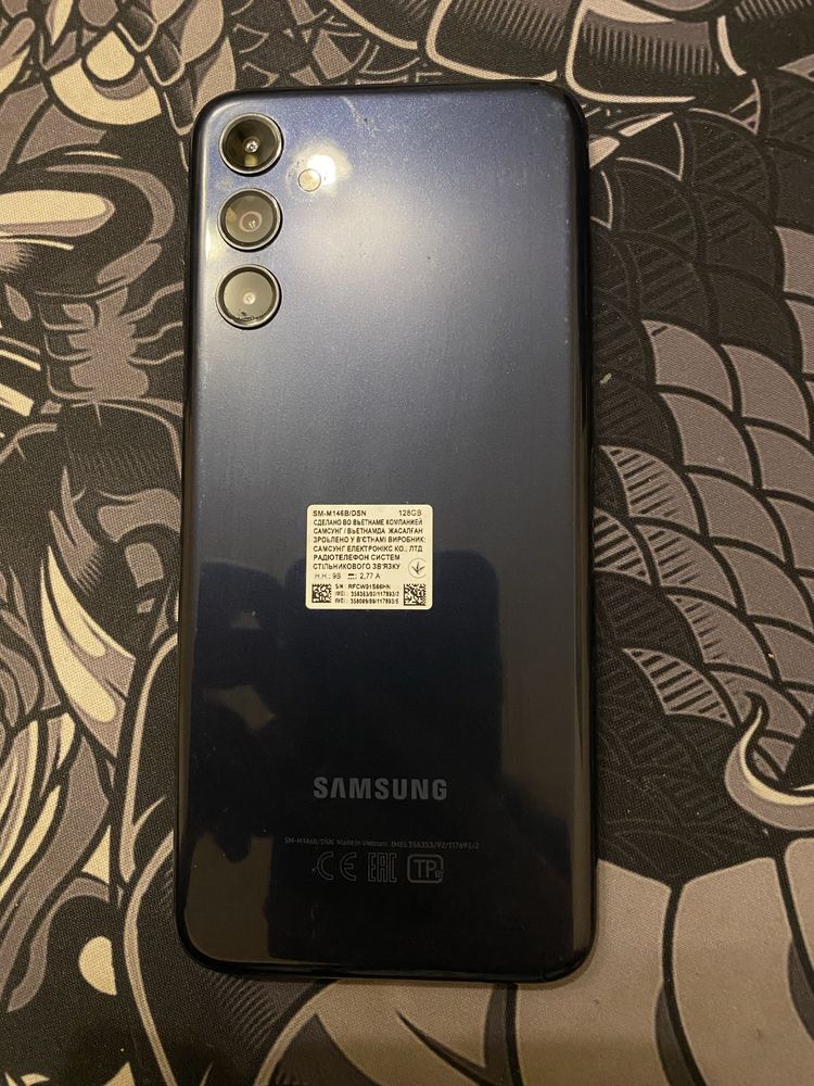 Продам смартфон Samsung Galaxy М14 G5/128GB на гарантии