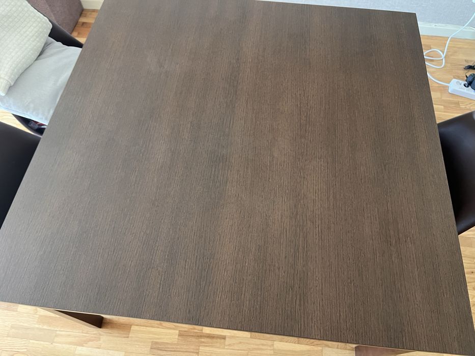 Mesa sala jantar quadrada 1.20x1.20m