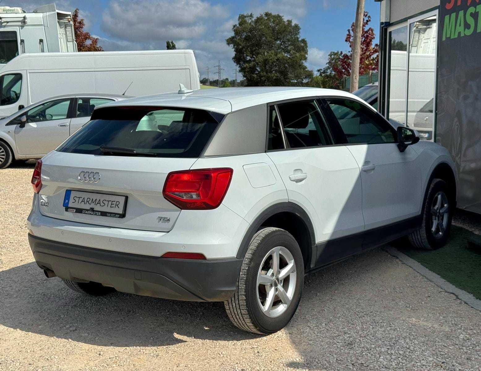 Audi Q2 1.6 TDi- Garantia Incluída