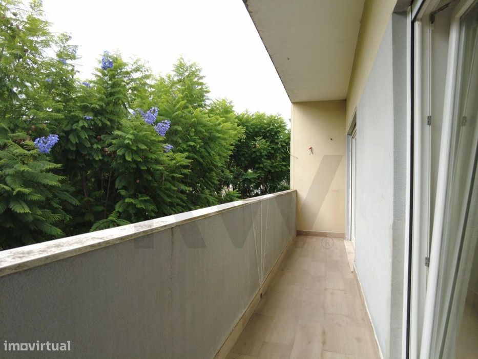 Apartamento T2 para Arrendamento no Barreiro