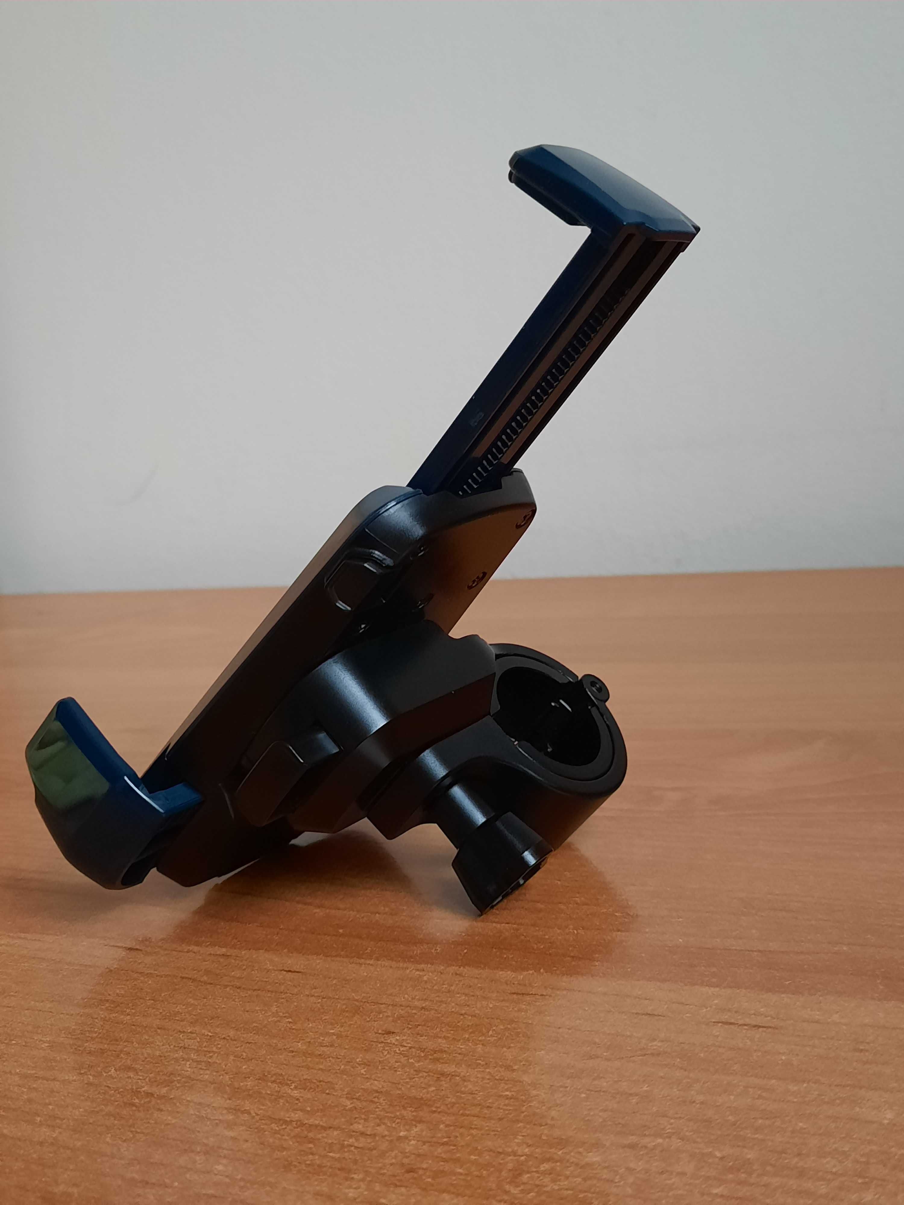 rowerowy uchwyt na telefon iottie ACTIVE EDGE BIKE&BAR obrotowy,