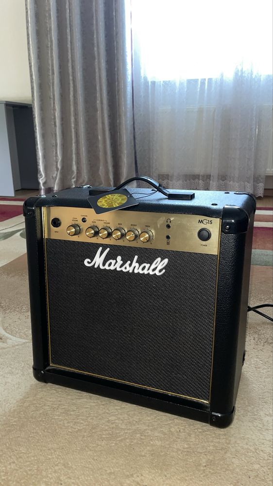 Комбик Marshall MG15CF