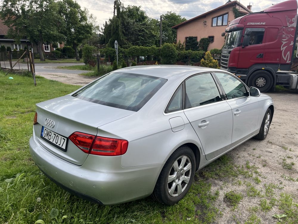 Audi A4 B8 1.8 TFSI rok 2008 silnik sprawny rozrząd do wymiany