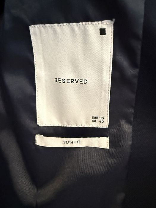 Garnitur męski granatowy Reserved r. 50 slim fit