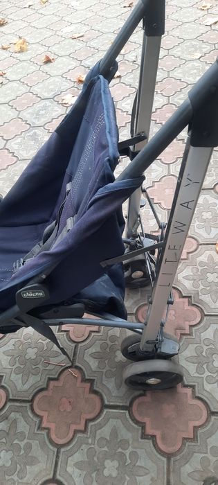 Продаю детскую  пргулочную коляску