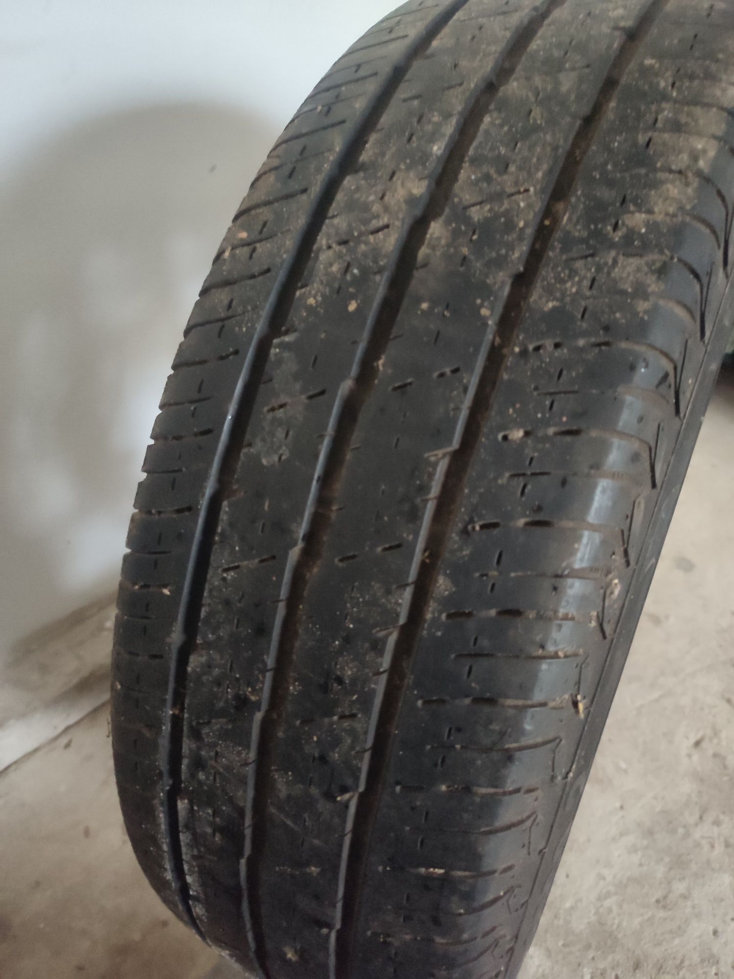 Колесо з диском 215/75/r16 c et68