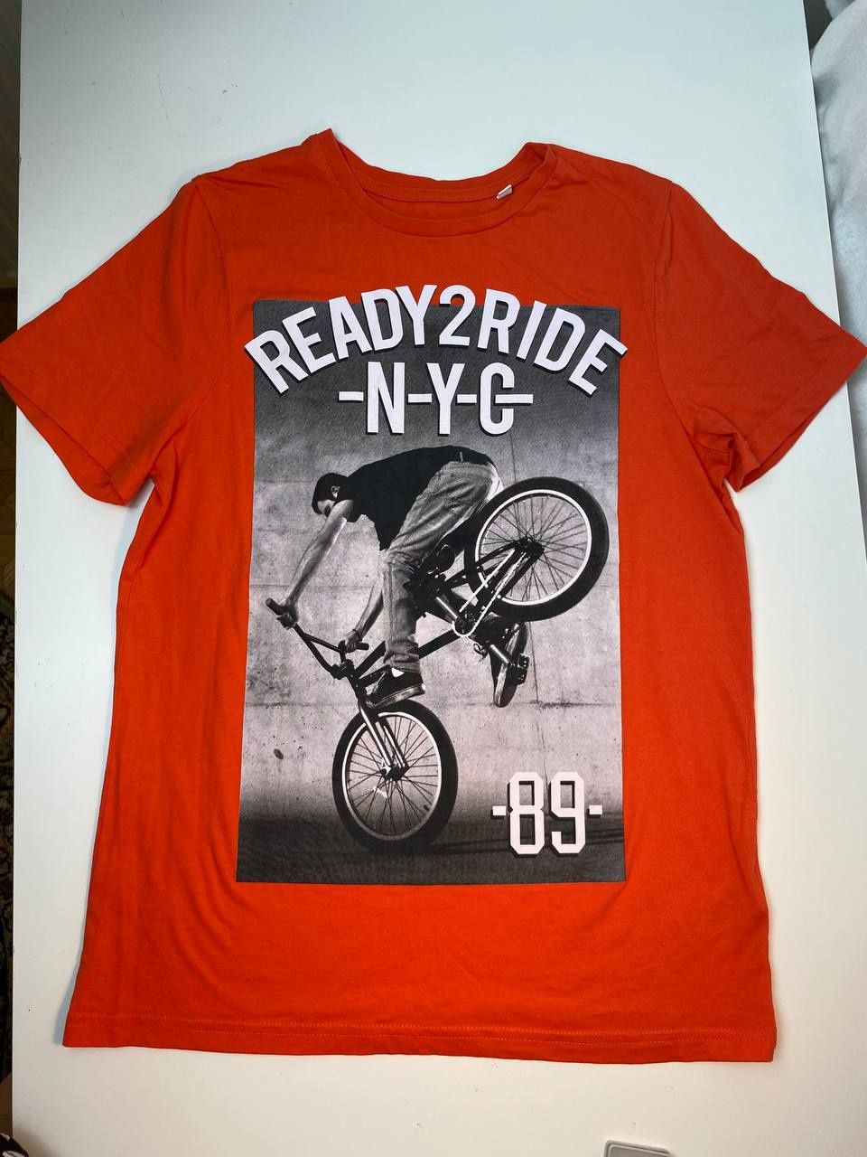 Nowy t-shirt koszulka