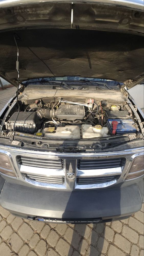 Авто Dodge Nitro