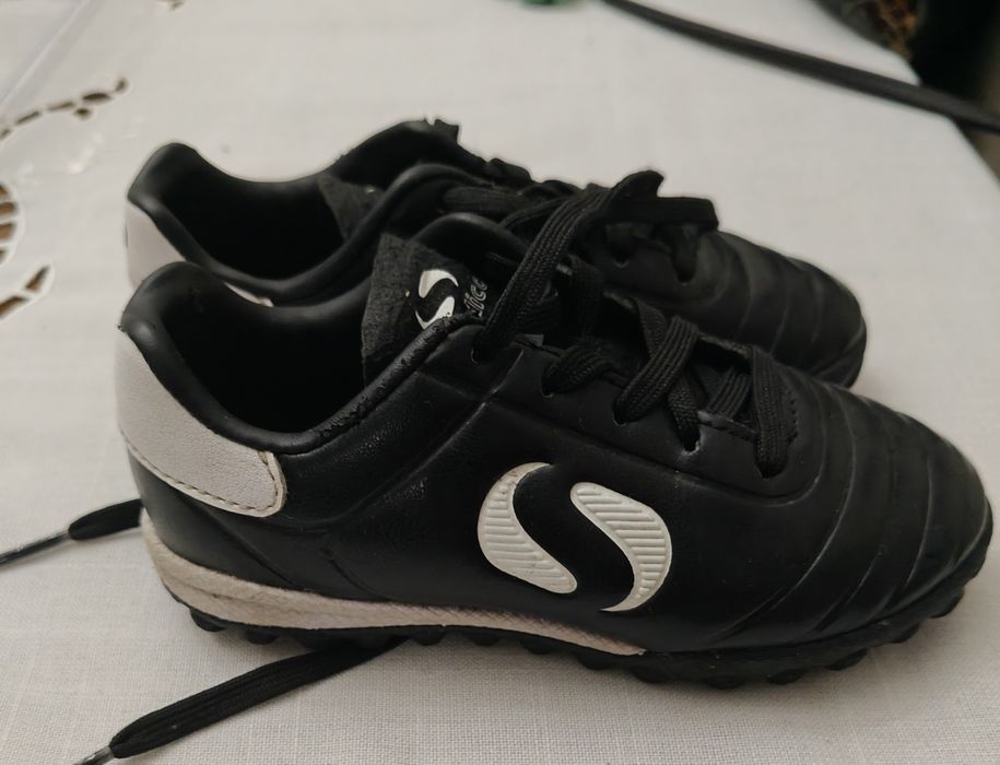 Sapatilhas futebol criança