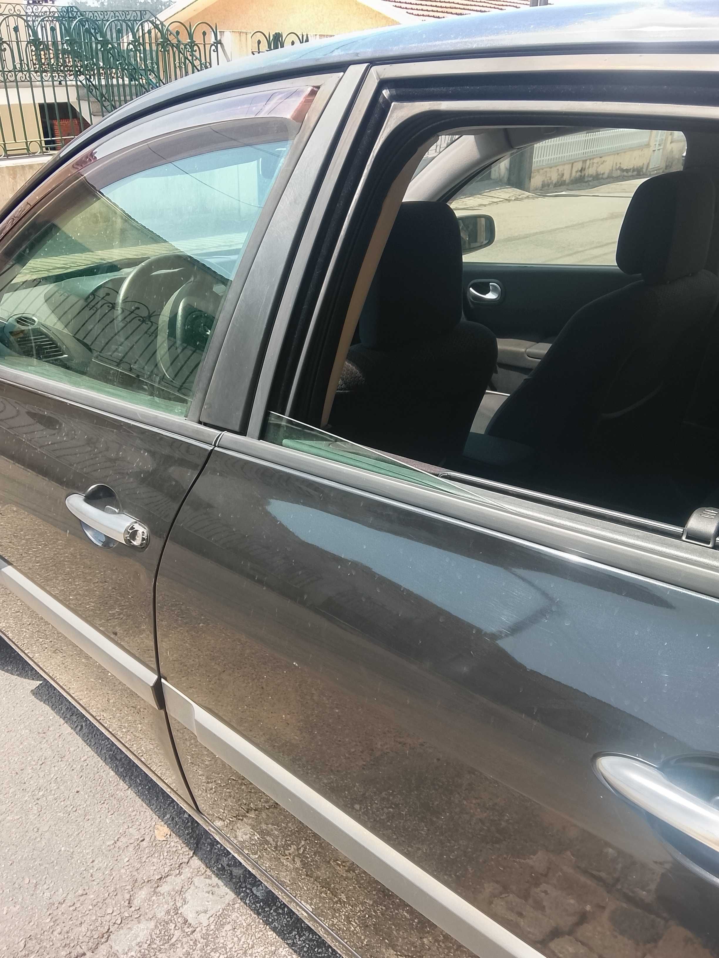 Renault Megane 5 portas