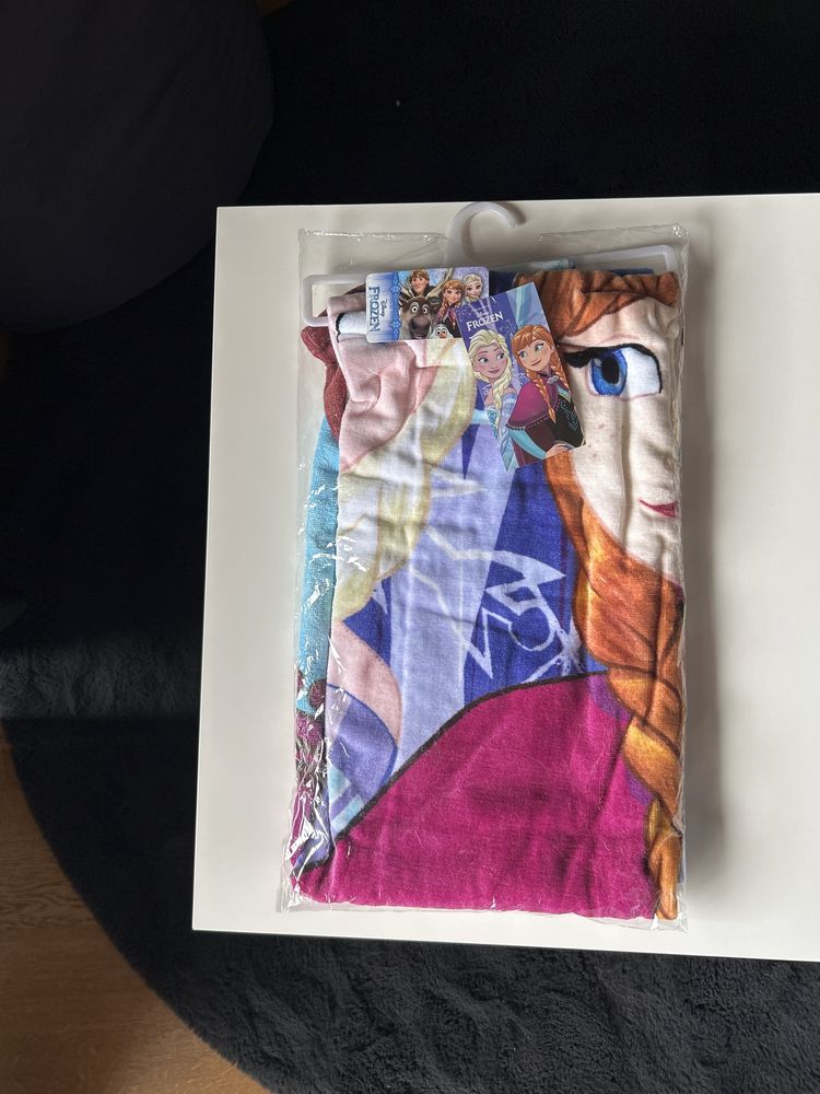 Ręcznik plażowy dla dzieci, 70x140, Kraina Lodu: Anna i Elsa
