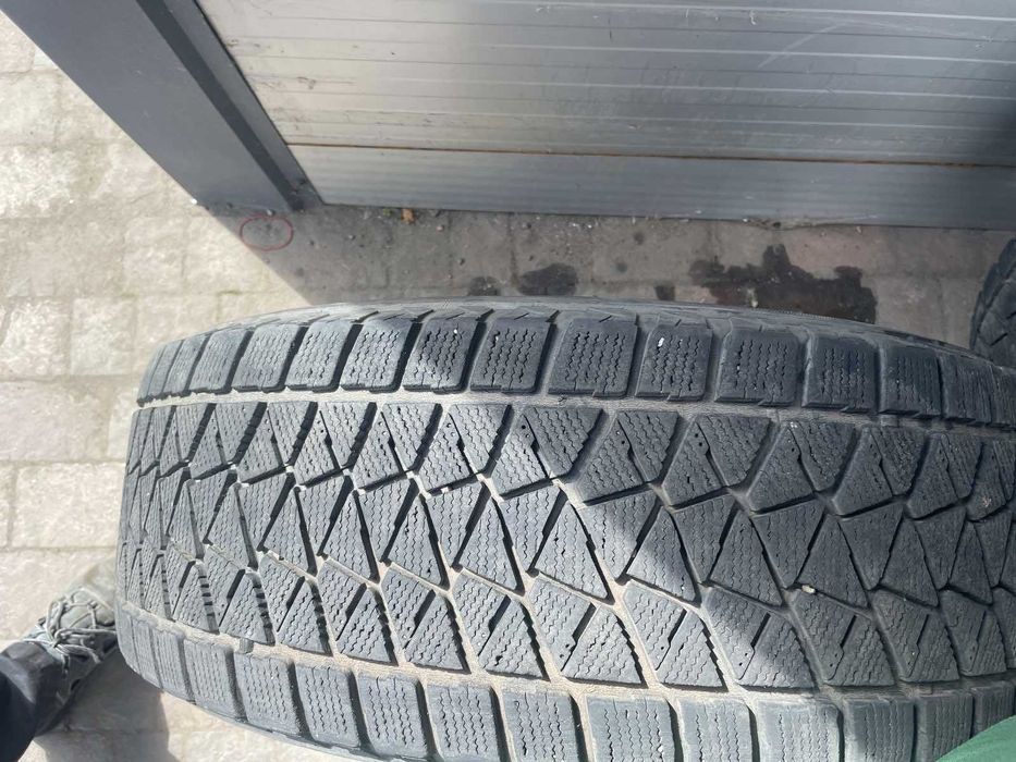 Шини Bridgestone blizzak 265/65 R17