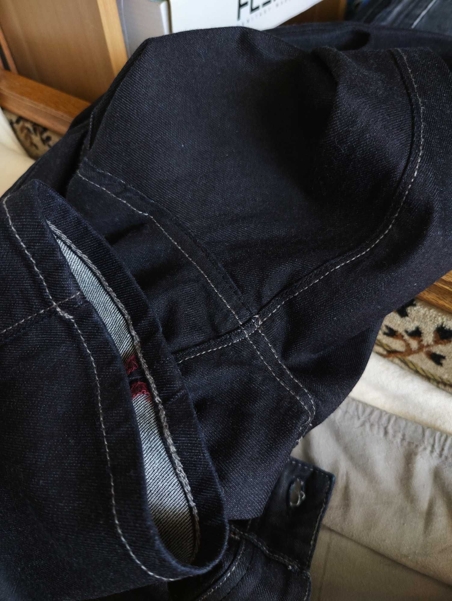 Джинсы Celio jeans (Франция) w28-30 stretch.
