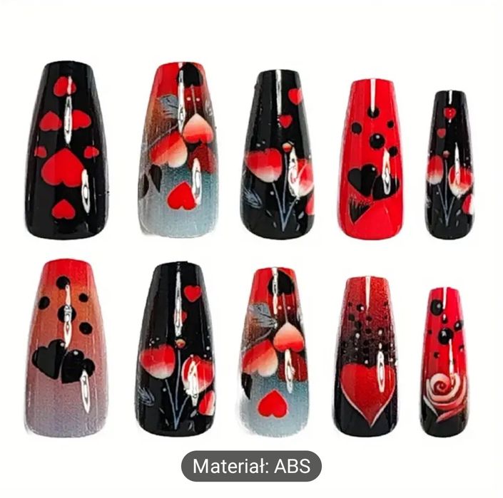 Paznokcie na naklejkach.Serducha.