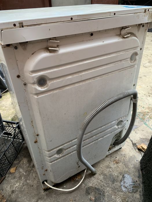 Продам стиральную машину