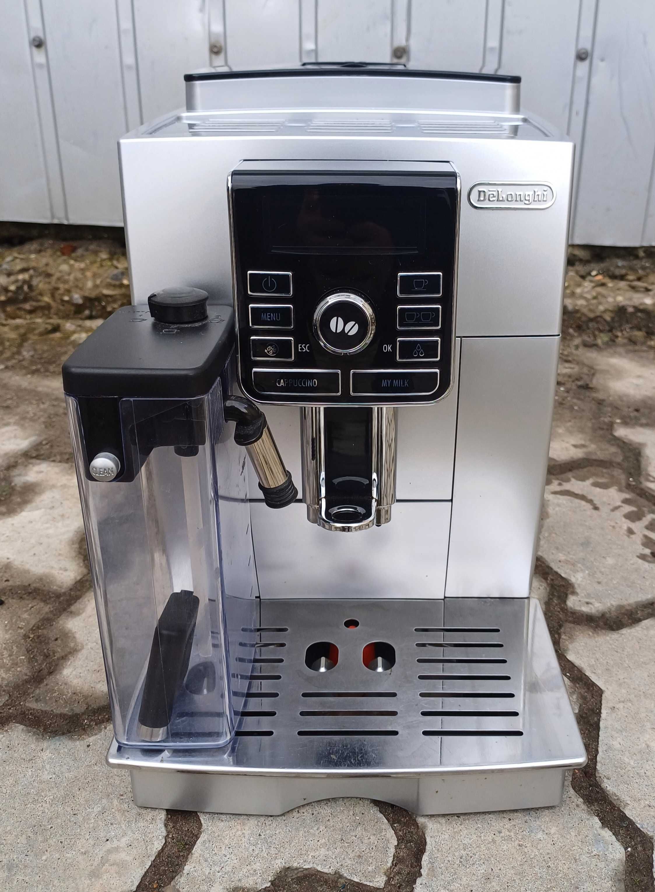 Кофемашина кофеварка Делонджи DeLonghi ECAM 25.457 S с капучинатором