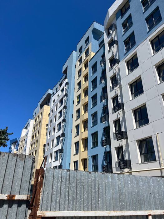 Продаж 1 кімнатна квартира вул. Мікльоша