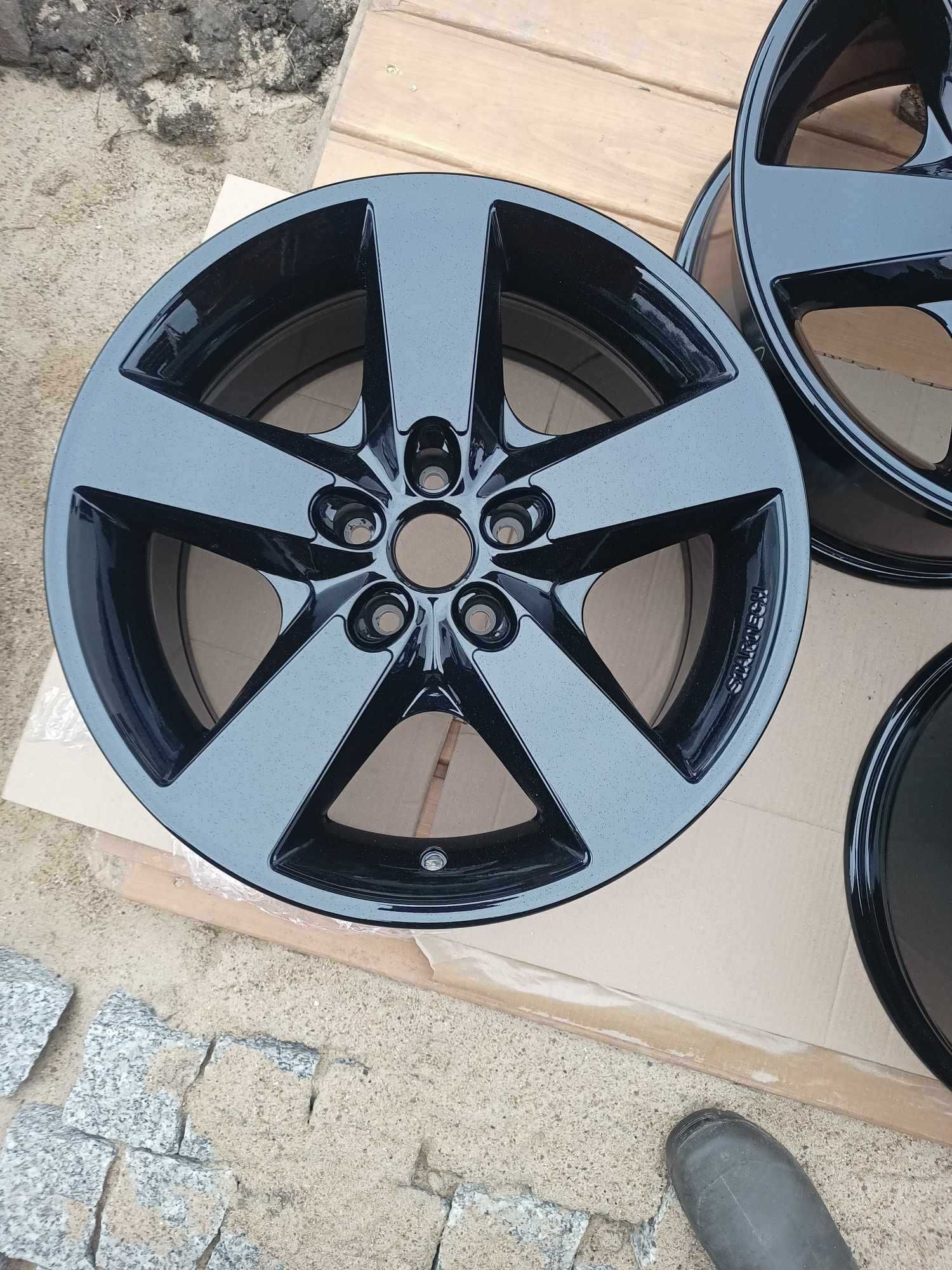 Felgi STARTECH  JEEP DODGE 5x114.3 R18 po renowacji idealne