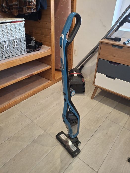 Aspirador vertical Rowenta 2 em 1