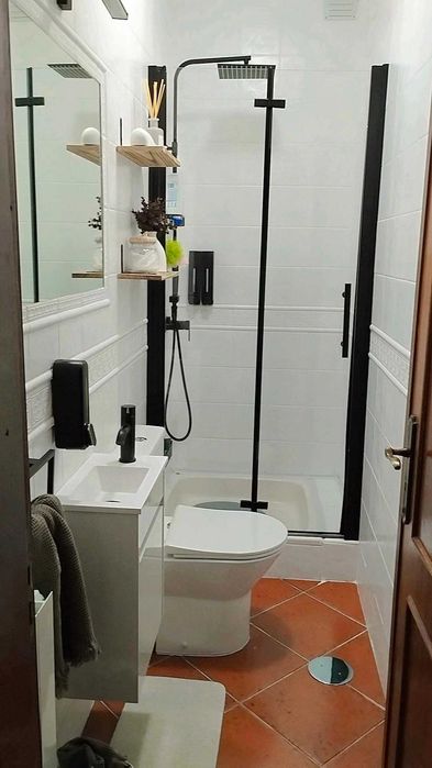 Moradia em Banda T4 C/ Sótão Feira (Picalhos)