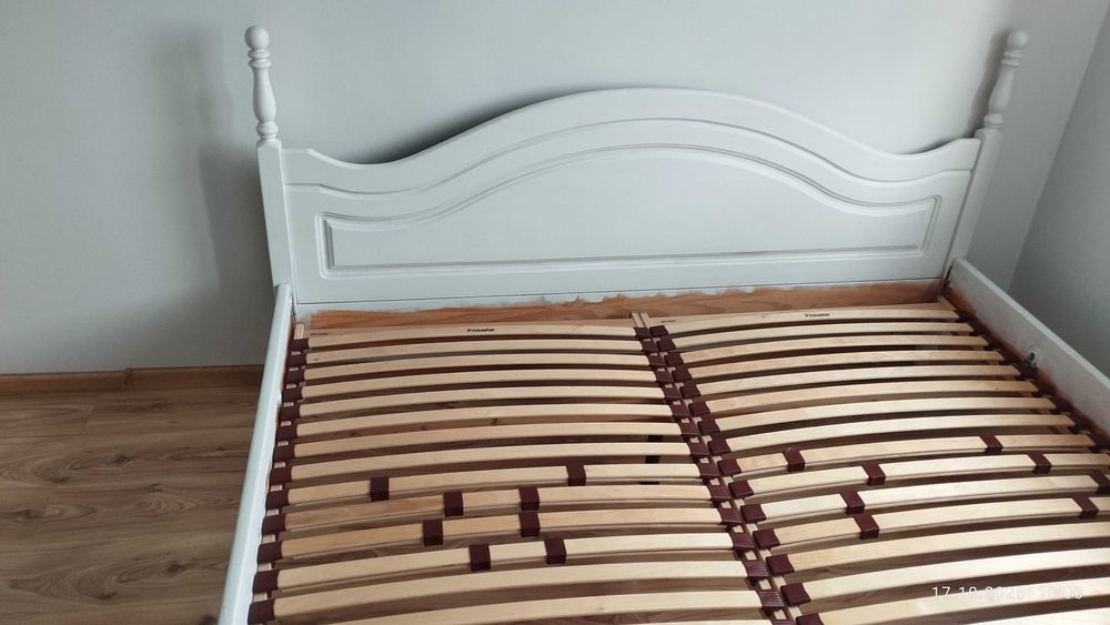 Łóżko drewniane 180x200 z materacem