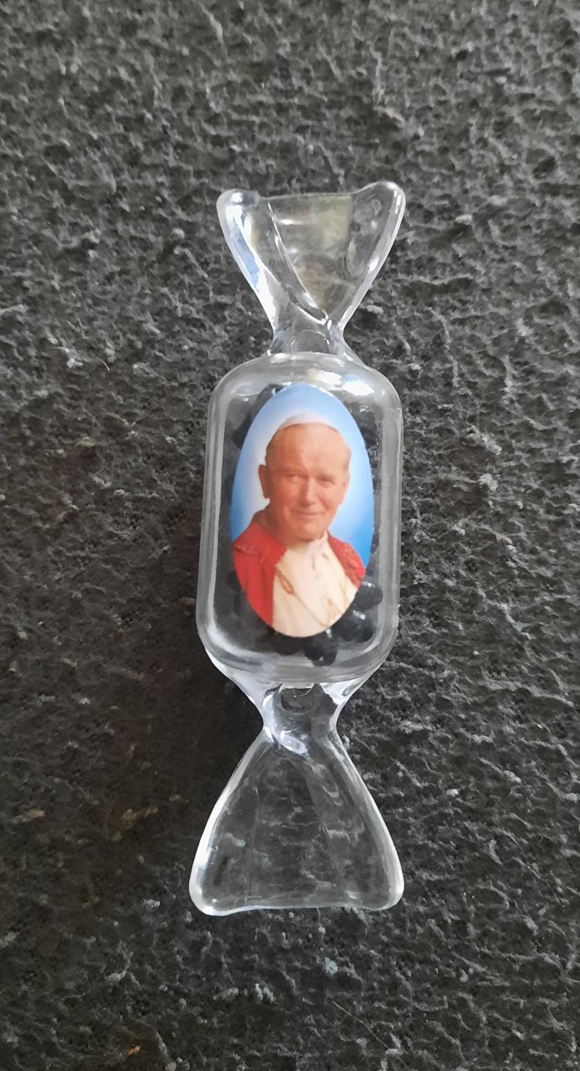 Różaniec w futerale - Jan Paweł II - Medjugorie - w kształcie cukierka