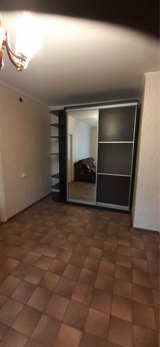 Продам 2х ком на днепрострое