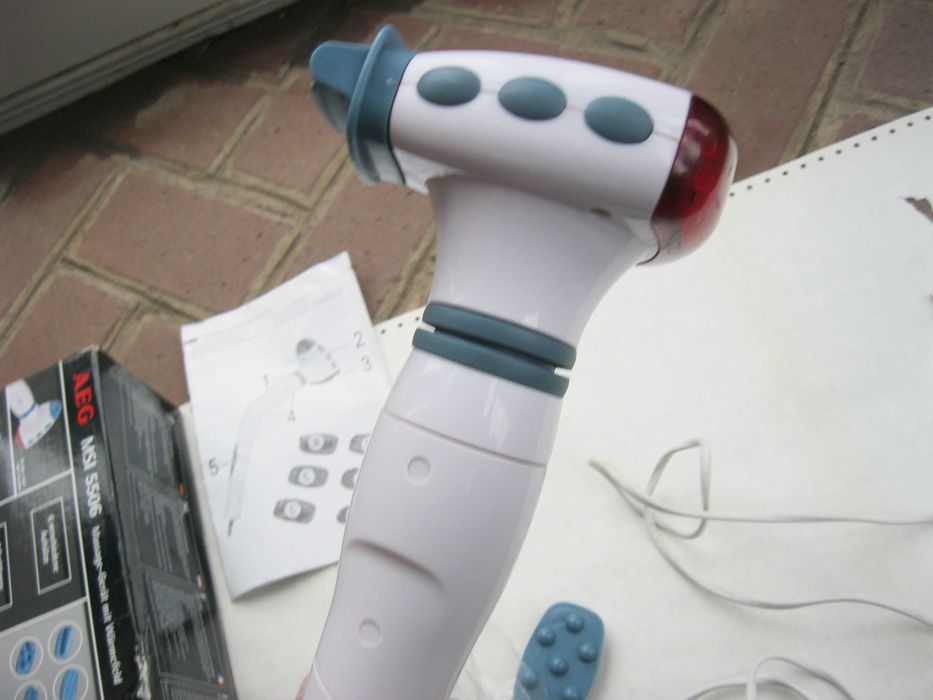 Продам массажер AEG msi5506