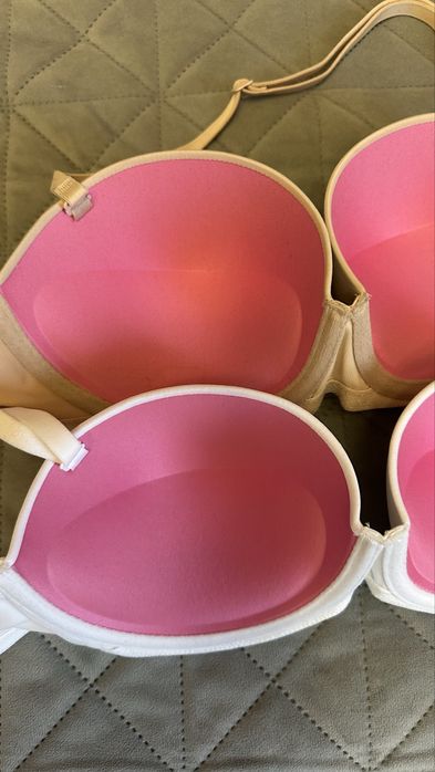 Бюсти Victoria Secret, пуш-ап, 36В розмір
