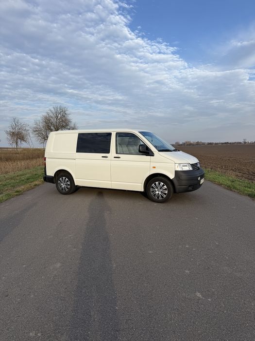 Авто Volkswagen Transporter T5 8+1 1.9 TDI бус пасс