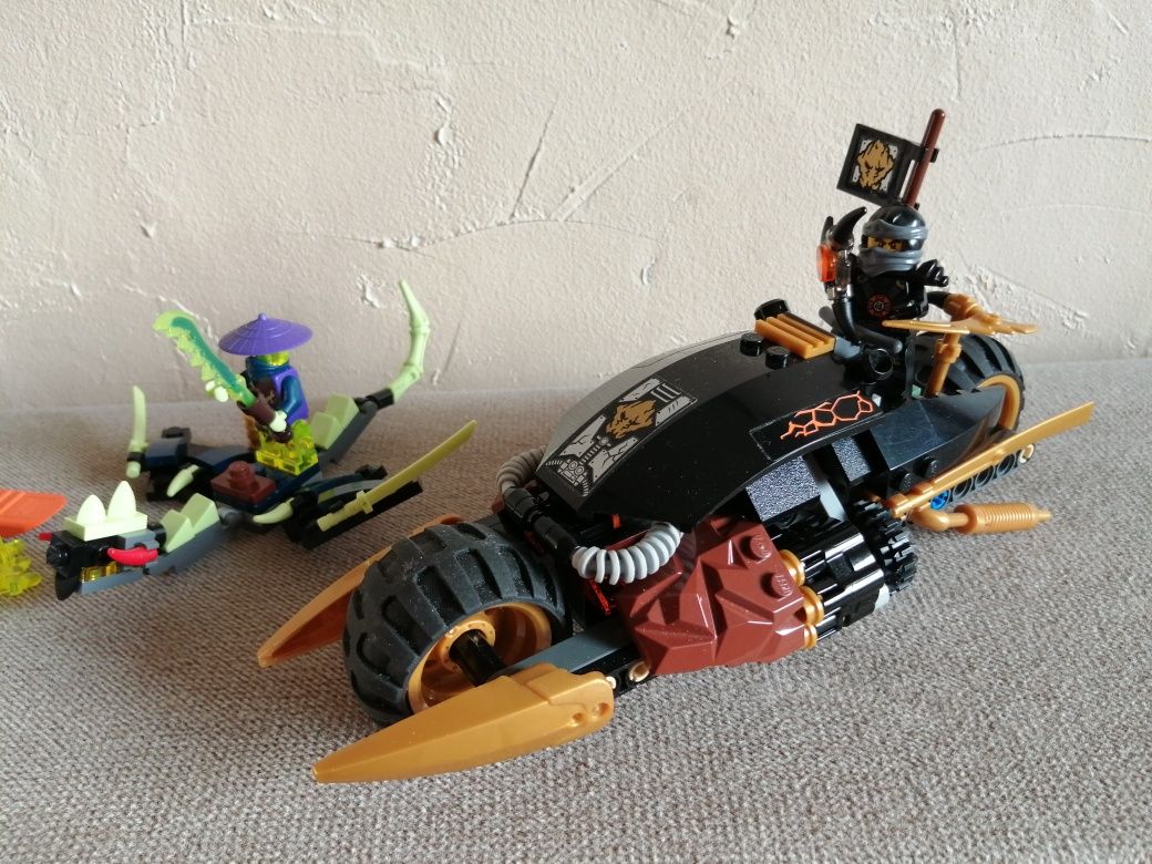 Lego Ninjago 70733 Motocykl Cole'a