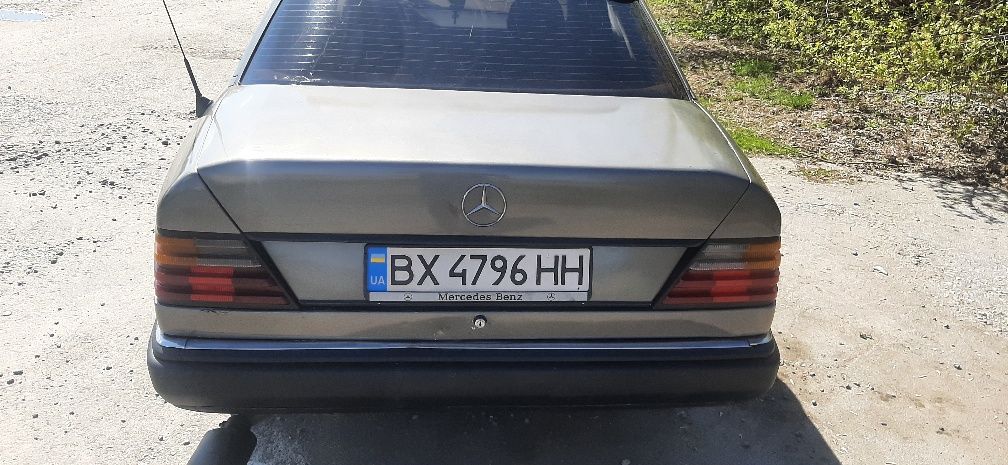 Обміняю mercedes w124 2 5d