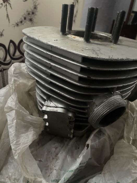 Циліндр з поршнем (1-Р) для ІЖ Планета-3 — ідеальний стан