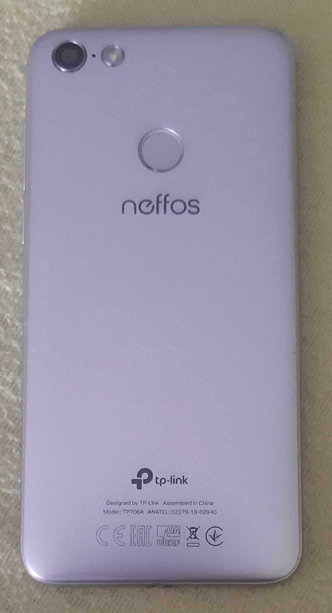 Smartfon TP-Link Neffos C9A 2 GB / 16 GB 4G (LTE) srebrny