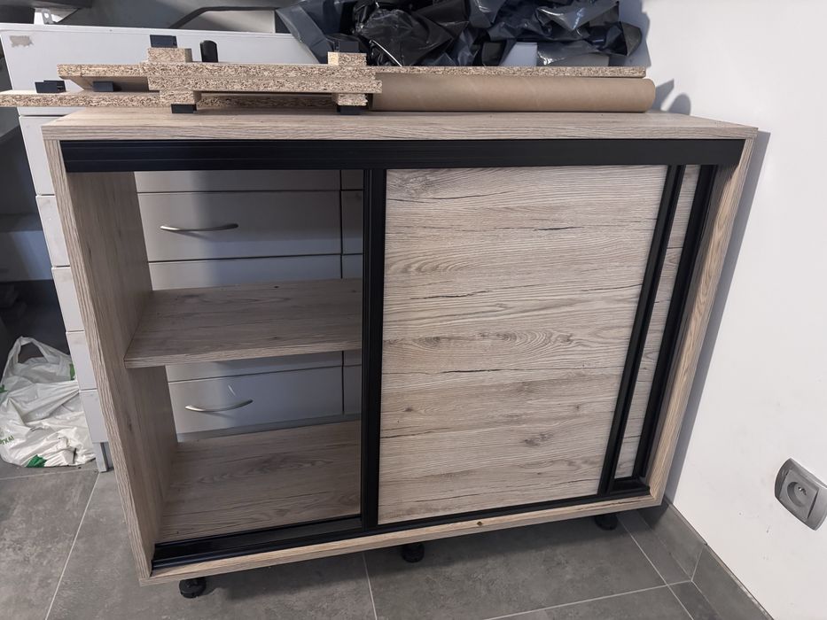 Szafka z przesuwanymi drzwiamy dab crafy szary