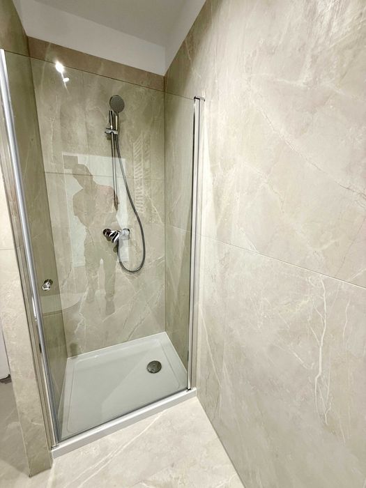 Komfortowa kawalerka w centrum Lubonia, Klimatyzacja, balkon, winda