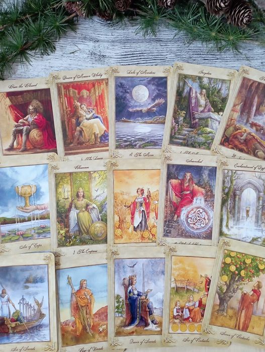 Nowe oryginalne karty Tarota Llewellyn Tarot Oracle Runy