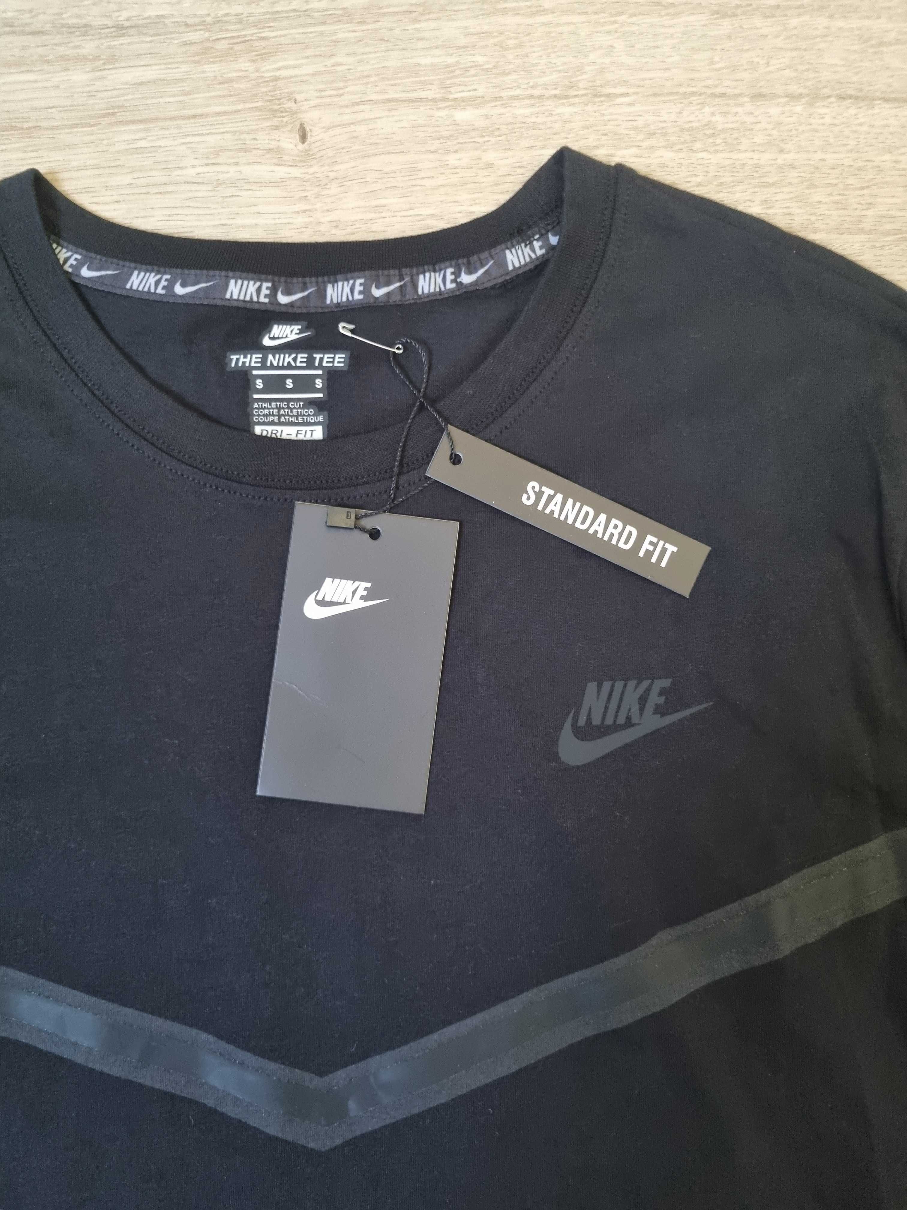 Koszulka Nike Tech FLEECE T-shirt czarny rozmiar S NOWY