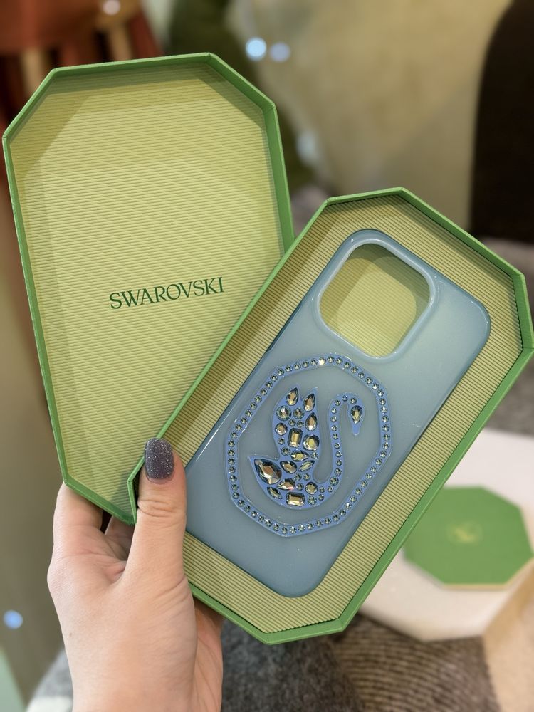 Чехол Swarovski iPhone 14 Pro оригинал