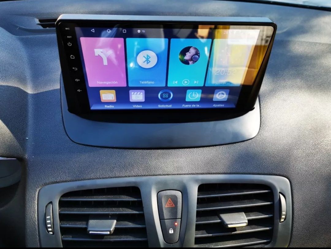 Entregas grátis Zona Grande Porto Rádio Android 13 com GPS Megane 3