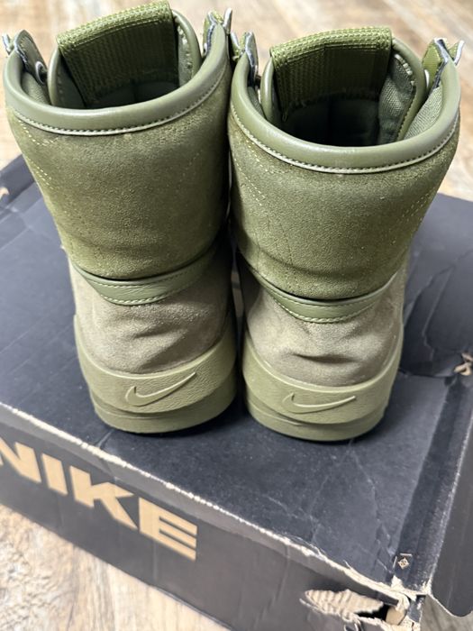 Оригінальні черевики Nike Xarr Medium "Olive"