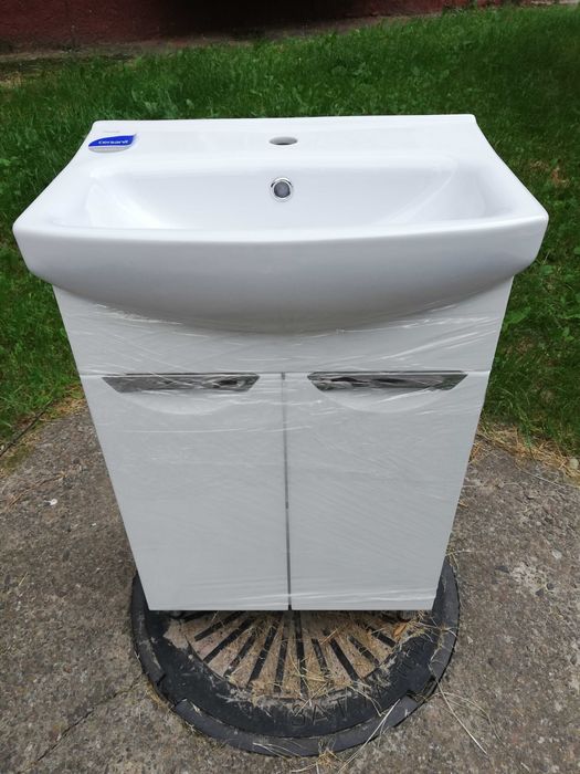 Тумба МДФ плюс умывальник в ванную комнату.