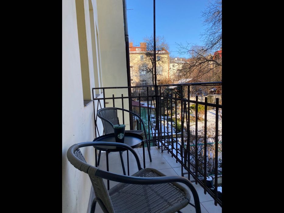 Оренда 3-кімнатної квартири 92 кв. м по вул. Вишенського у Львові