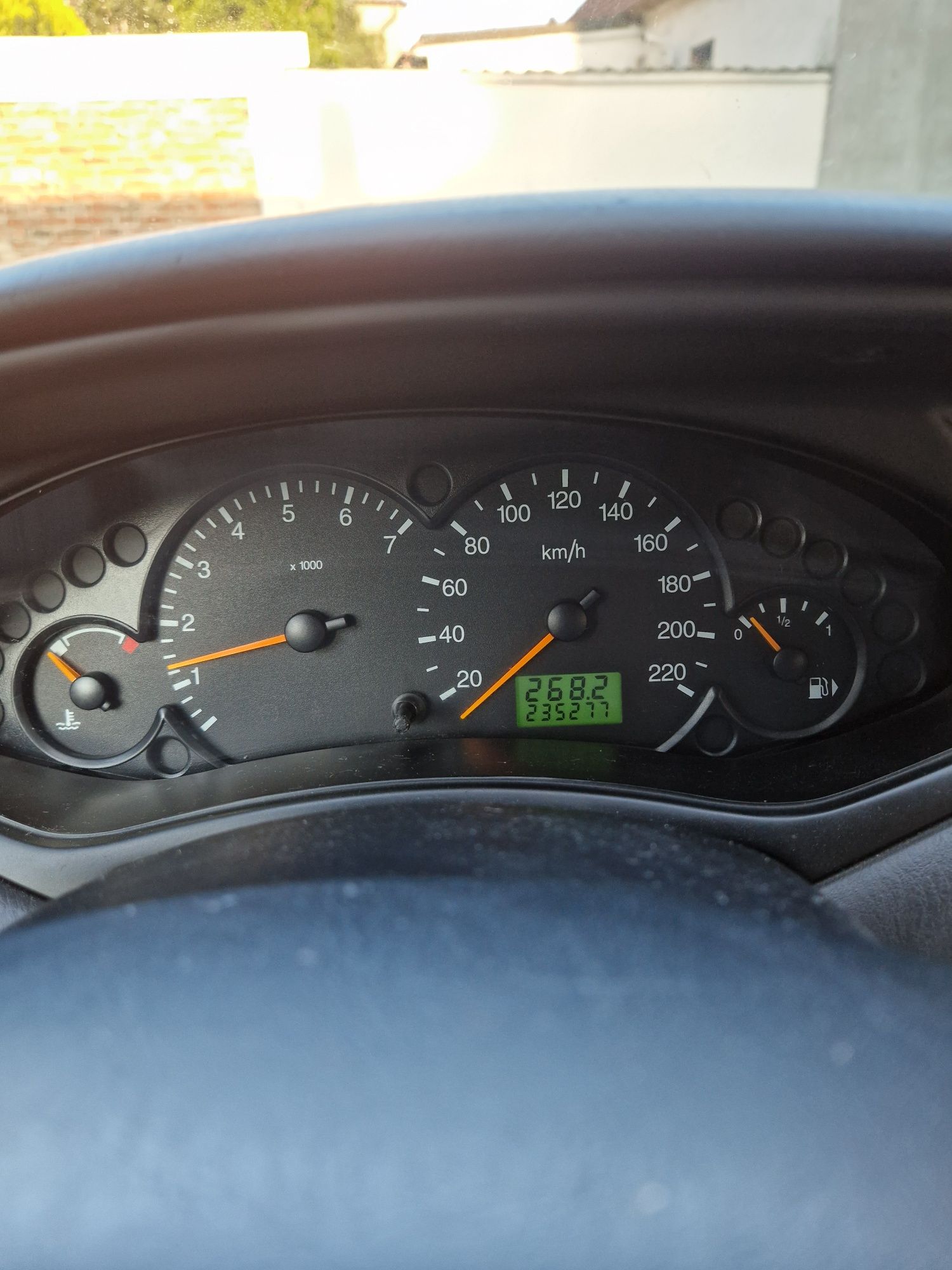Ford Focus 1.4 sprzedam.