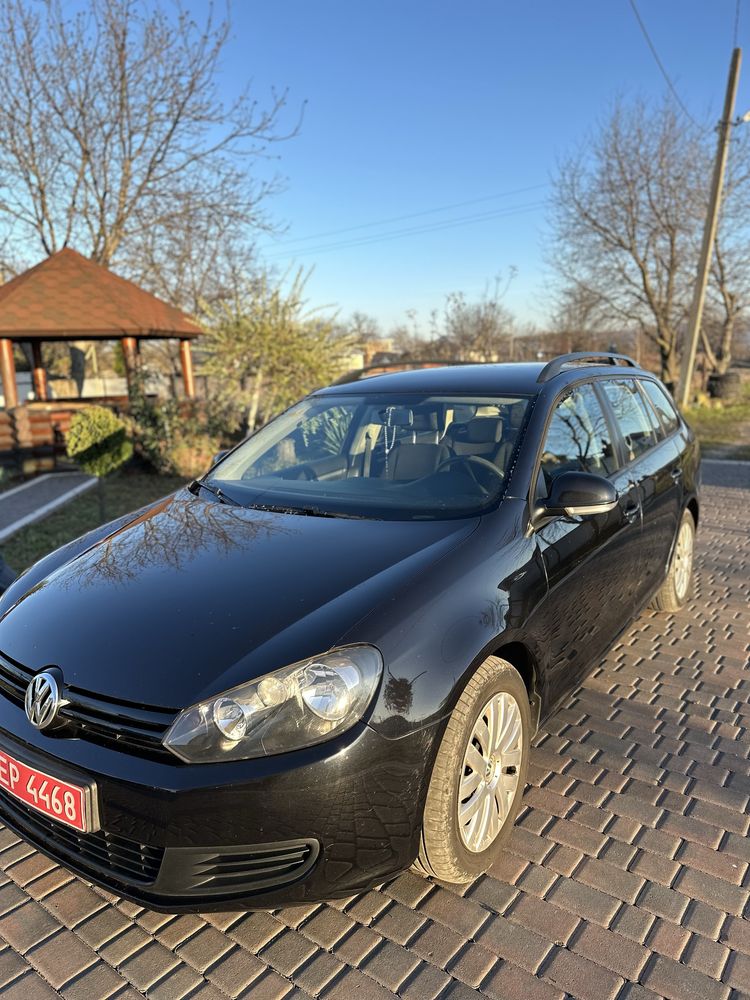 Volksvagen Golf black