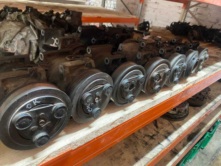 Компресор кондиціонера кондиционера Nissan Pathfinder R51 Navara D40