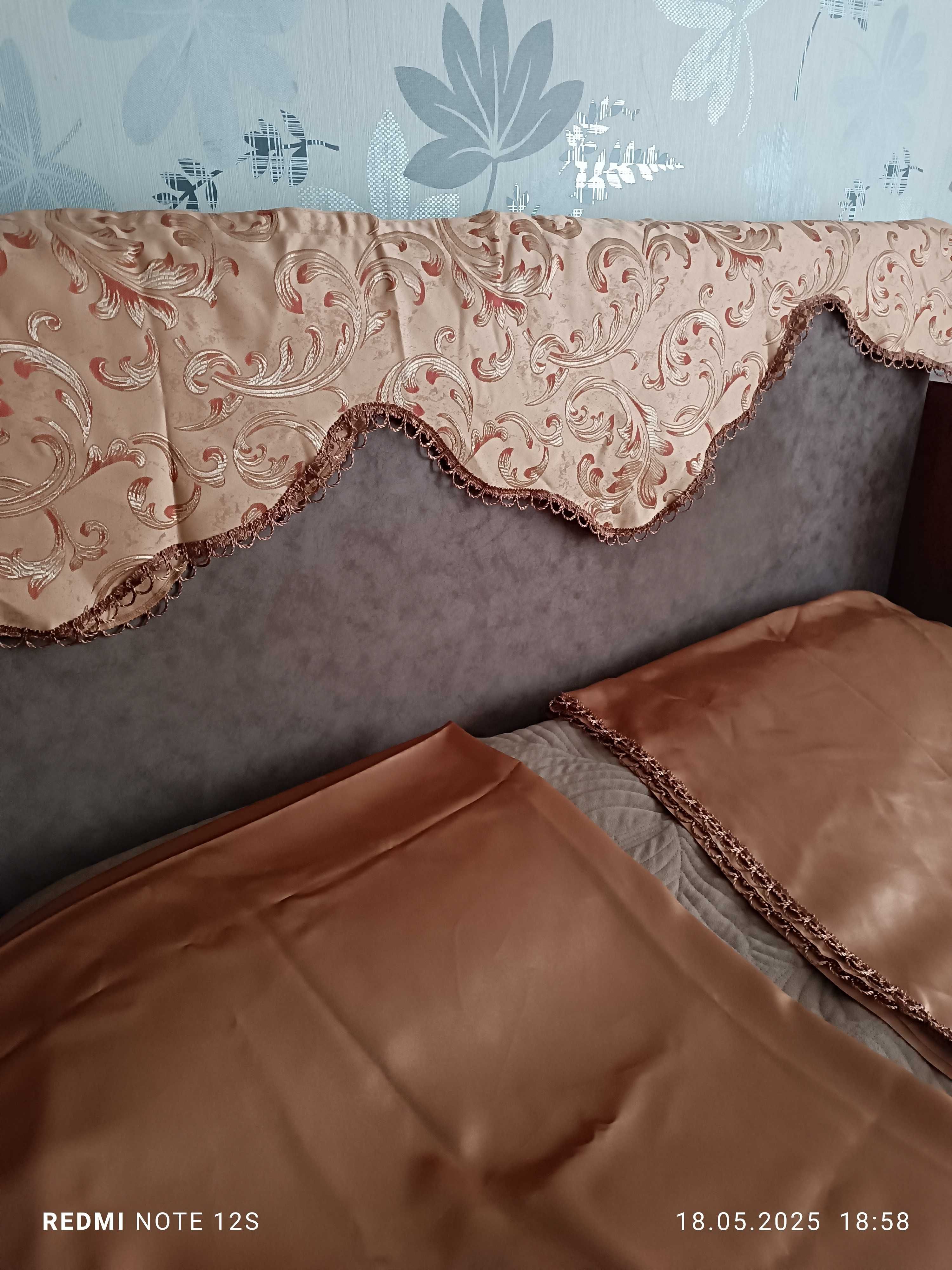 Продам штори 2 комплекти