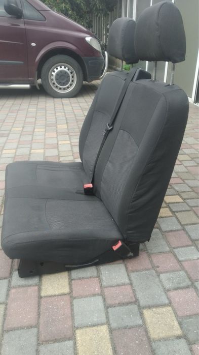 Сидениия от вито 639. Комплект 1+2